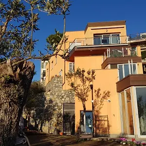 Poggio Degli Ulivi Gênes